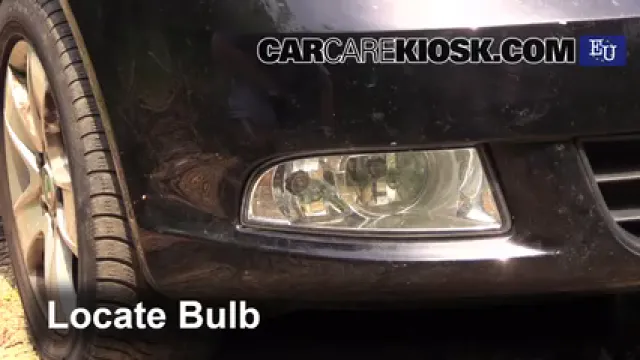 2011 Skoda Octavia TDI CR 2.0L 4 Cyl. Turbo Diesel Lights Fog Light (replace bulb)